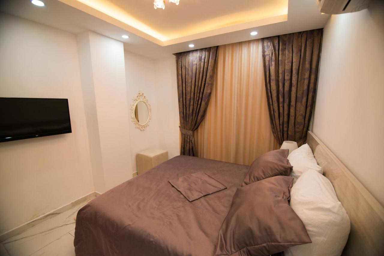 Aquamarine Luxury Residence 키레니아 외부 사진
