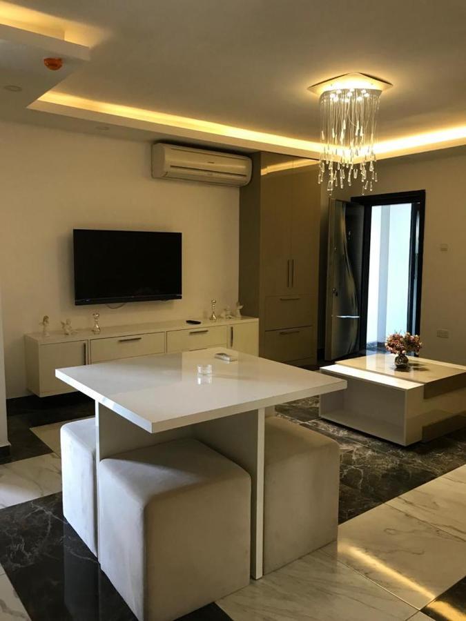 Aquamarine Luxury Residence 키레니아 외부 사진