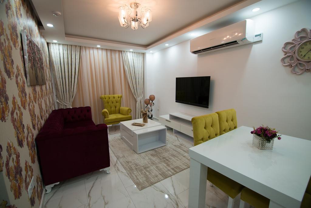 Aquamarine Luxury Residence 키레니아 외부 사진
