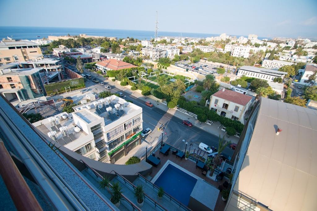 Aquamarine Luxury Residence 키레니아 외부 사진