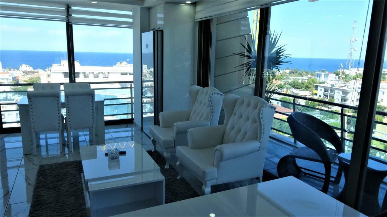 Aquamarine Luxury Residence 키레니아 외부 사진
