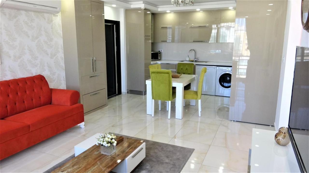 Aquamarine Luxury Residence 키레니아 외부 사진