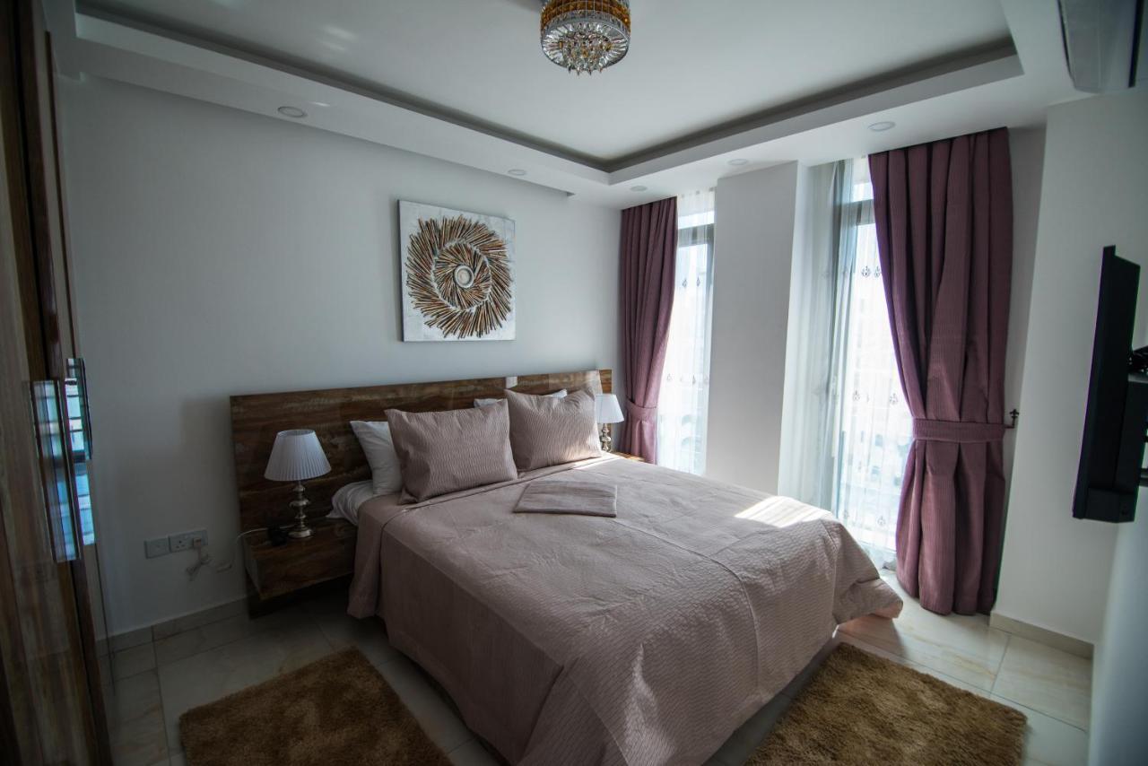 Aquamarine Luxury Residence 키레니아 외부 사진